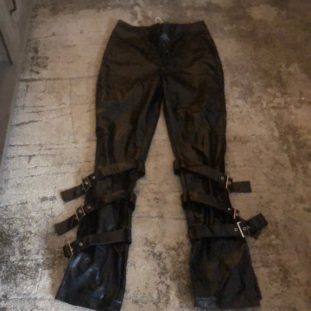 Boohoo Leather Pants with buckle bottoms Size US 8